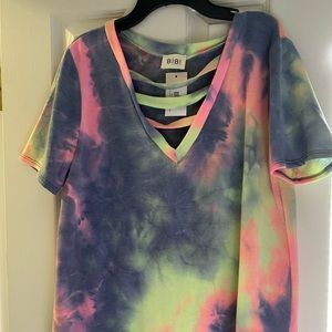 Small V-Neck Tie Dye Brand New Shirt!